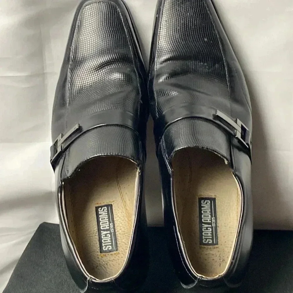 STACY ADAMS MENS SIZE 8 BLACK‎ LEATHER LOAFER SHOES SILVER BUCKLE ACCENT